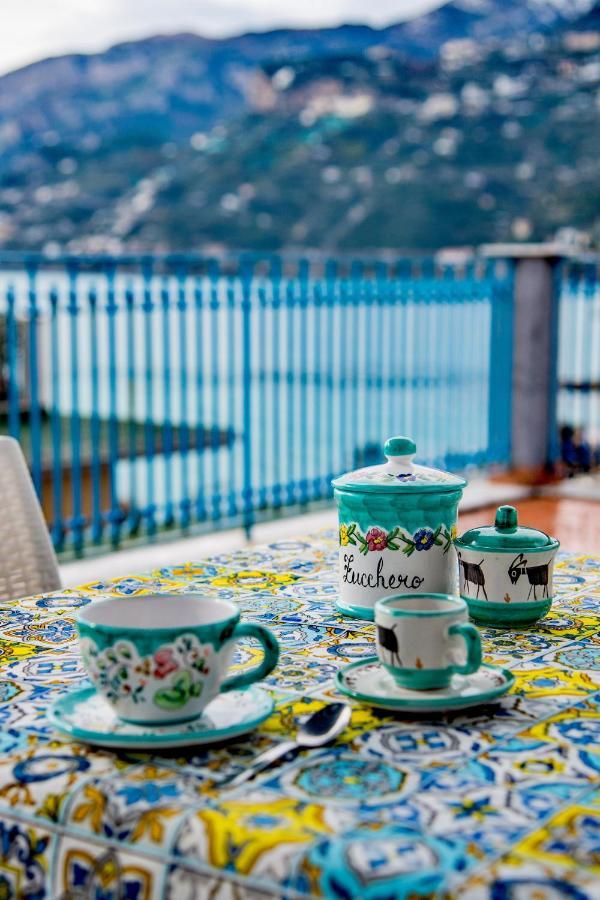 Апартаменти A Terrace On The Sea Майорі Екстер'єр фото